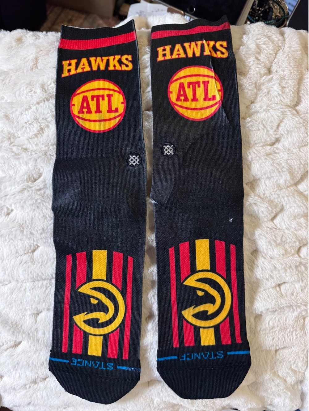 Stance Atlanta Hawks Men's Black and Red Activewear Socks - NEW Factory Seconds